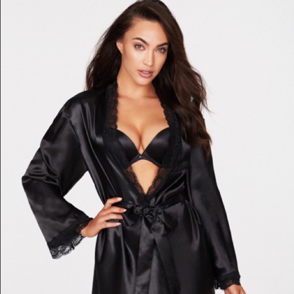 Frederick’s of Hollywood Satin & Lace Belted Robe